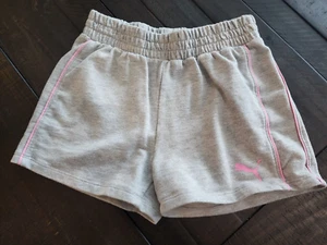 Puma Girls Size Small 7/8 Light Grey Elastic Waist Jersey Sweat Shorts - Picture 1 of 4