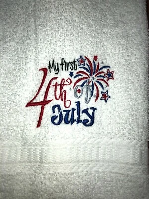 Toalla de mano de baño bordada patriótica mi primer 4 de julio HS1892 Foto 1 de 3