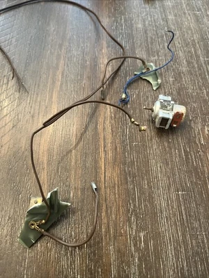 Motor elétrico original vintage Hasbro GI Joe 5 estrelas Jeep 7000 para peças fios - Imagem 1 de 2