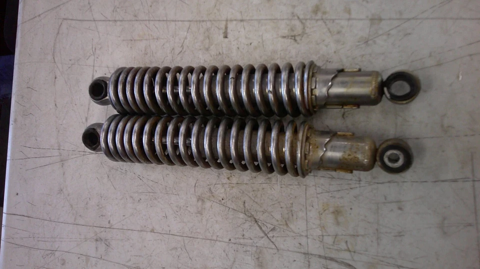 Suspensión amortiguadores traseros honda cx500 1980-1983 Foto 1 de 4