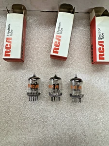 3 tubos placa negra NOS NUEVO EN CAJA RCA 5670 - Imagen 1 de 3