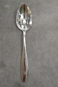 Gorham 18/10 cuchara ranurada brillante para servir - Imagen 1 de 7