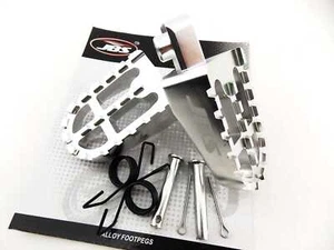 JUEGO DE ESTRIBERAS HONDA XR350 83-84 JBS PLATA CNC ALEACIÓN PALANQUILLA PAR REPOSAPIÉS REPOSAPIÉS - Imagen 1 de 6