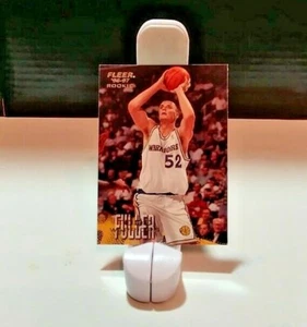 1996-97 Fleer Todd Fuller C Golden State Warriors #186 Rookie Trading Card - Picture 1 of 2