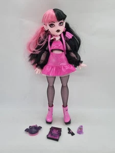 Monster High Draculaura Mattel action figure - Bild 1 von 5