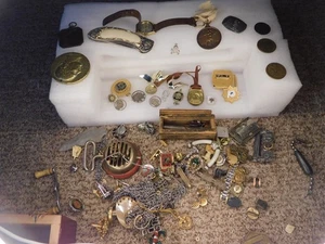 Trödel Schubladenschmuck - Medaillen, Anhänger, Charms, Pins, Charms, Medaillen & - Bild 1 von 12