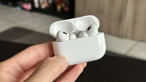 AirPod Pro 2nd Generation MagSafe - Photo 1 sur 2