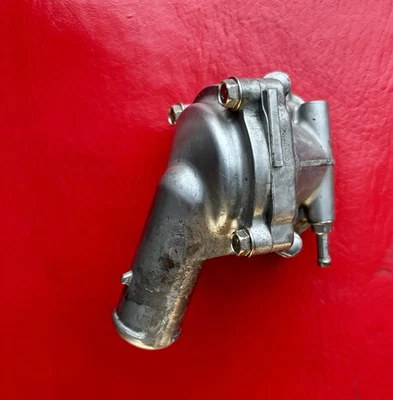 15 2011-2015 KAWASAKI NINJA ZX10R OEM TERMOSTATO CARCASA SALIDA DE AGUA Foto 1 de 4