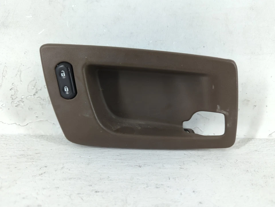 Cadillac Srx 2006 bisel de manija de puerta interior JTKHK Foto 1 de 4