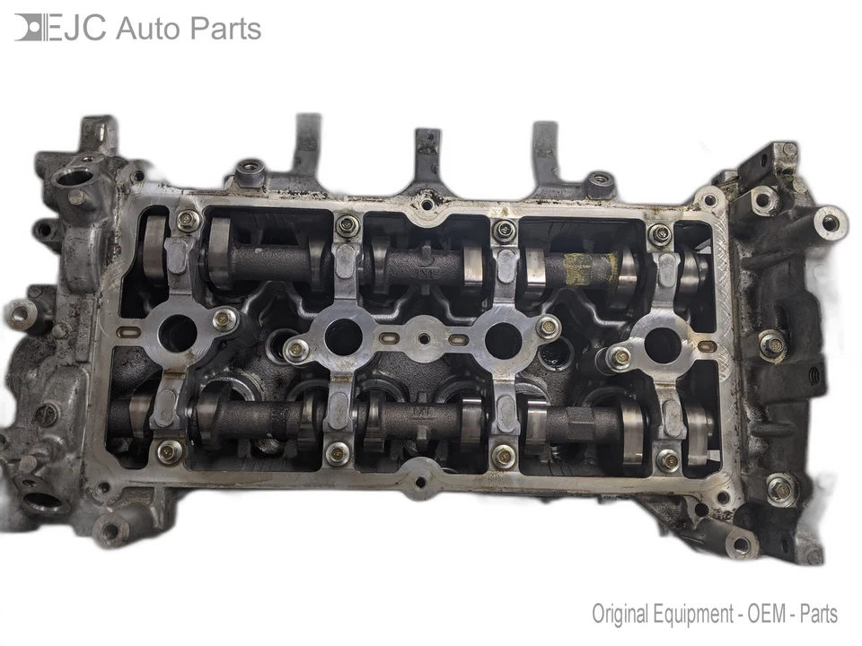 Culata para Nissan Sentra 13-19 1.8 3RC Foto 1 de 4