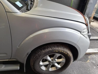 NISSAN NAVARA RIGHT GUARD D40 (VIN VSK), NON REPEATER TYPE, 09/05-08/15  - image 1 of 4