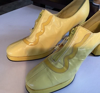 "Tacón de 3"" de cuero amarillo vintage Adam Burke para Millers" Foto 1 de 4