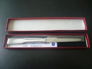 A Vintage 'American Lions International' Cased Stainless Steel Page Turner - Picture 1 of 7