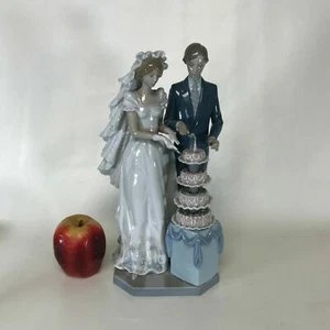Large 13" Lladro Figurine #5587 Wedding Cake, Bride and Groom - Picture 1 of 9