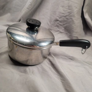 Revere Ware Stainless Steel 1 Qt. 87 Pot w/ Lid - USA - Picture 1 of 8