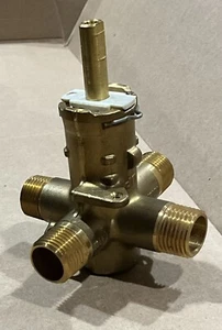 Moen 2510 Latón Posi-Temp Válvula Áspera con Tapa de Válvula 188411 para Bañera Ducha - Imagen 1 de 6