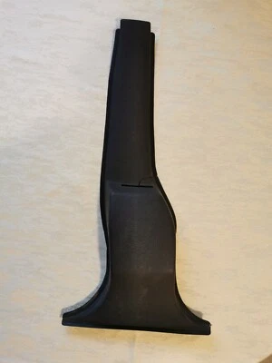 813867239A Audi 80 B2 OEM Left trim panel Foto 1 de 4
