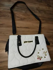 Betsy Johnson Purse / Handbag - White Quilted Hearts w Butterfly & Hummingbird - Picture 1 of 19