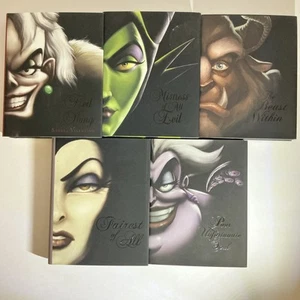 Serena Valentino's Villains Collection 5 Book Hardcover Set Disney Press - Foto 1 di 5