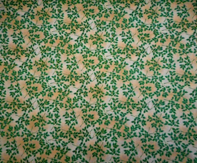 Christmas Fabric 2/3 Yard Tis The Season Holly Metallic Gold Cream Cotton 28 Vtg - Image 1 of 2