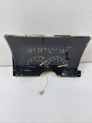 Cuadro de instrumentos velocímetro OEM 16193705 92-94 Chevy GMC Truck C/K 1500 2500 C3500 Foto 1 de 4