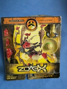 XEVOZ Battling Figure Kit Sectoid Dune Stinger (2004 Hasbro Stikfas), spedizione gratuita. - Foto 1 di 6