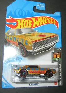 Hot Wheels 67 Gold Camaro World Wide dream garage - Picture 1 of 2