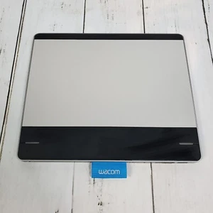 WACOM Intuos CTH-480 Touch Small Tablet Silver - NO STYLUS PEN - Picture 1 of 5