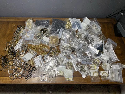 ENORME LOTE DE 23 lb para Costura de Cuero Herrajes Hebillas Anillos Cierres Latón +++ Foto 1 de 4
