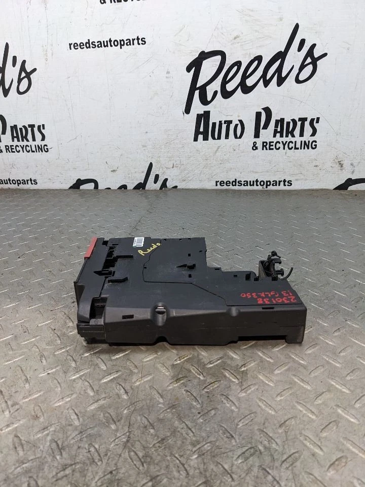 Caja de fusibles de conexión positiva de batería Mercedes-Benz GLK350 2010-2015 1181032 Foto 1 de 4