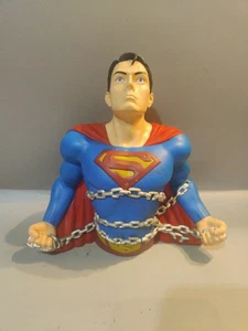 DC Comics Superman in Chains Vinilo Busto Dinero Hucha - Imagen 1 de 5