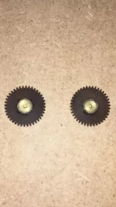 Rowe Ami Jukebox R81, R82, R83 / 1100 / 1200 Series Transfer Motor GEARS - Picture 1 of 4