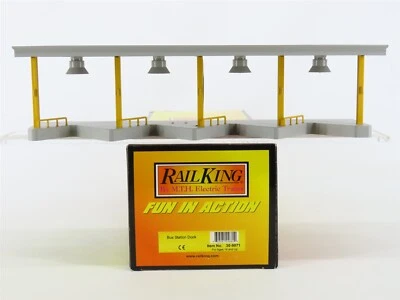 O 1/48 Scale MTH RailKing 30-9071 Bus Station Dock - Image 1 of 4