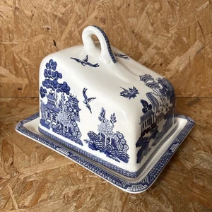 Empire Ware Willow Pattern Blue White Flow Lidded Cheese Dome Keeper Butter Dish - Picture 1 of 9