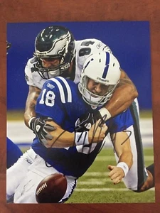 Jason Babin signed PHILADELPHIA EAGLES 8 X 10  PHOTO W/ MANNING    NICE!! - Picture 1 of 2