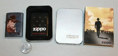 NUEVO Encendedor Zippo Colección John Wayne Gallo Cogburn True Grit LE Retirado Nuevo de Lote Antiguo Foto 1 de 4