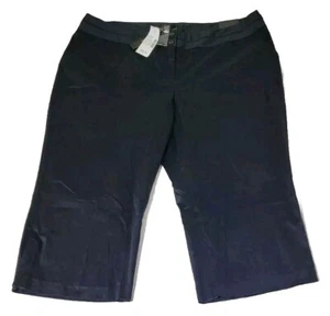 Lane Bryant Women’s Size 22 Crop Capri Black Pants Cropped Capris MSRP $ 39.50 - Picture 1 of 12