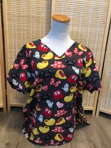 Scrubs Scrub Top Cartoon Disney Mickey and Minnie Mouse Bodyparts XL H871 - Picture 1 of 8