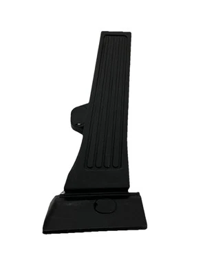 2018 Hyundai Tucson Accelerator Pedal Assembly Genuine OEM - Image 1 of 4