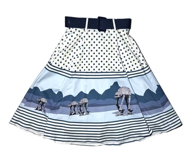 2024 Disney Parks Her Universe Star Wars AT-AT Walkers Falda Talla SM,MD, Plus 2,3 Foto 1 de 4