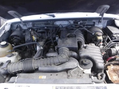 二手速度计 适合:2002 福特 Ranger 集群 exc. MPH 电动车 — 第 1/4 张图片