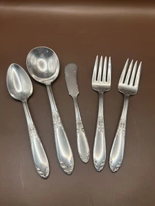 5 Pieces International Silver King Edward Pattern Silverplate Flatware - Picture 1 of 3