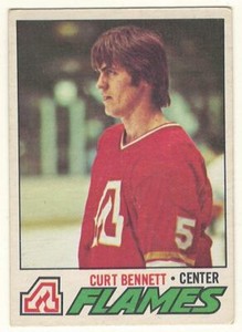 1977-78 O-PEE-CHEE # 97 CURT BENNETT ATLANTA FLAMES OPC HOCKEY - NO CREASES !!