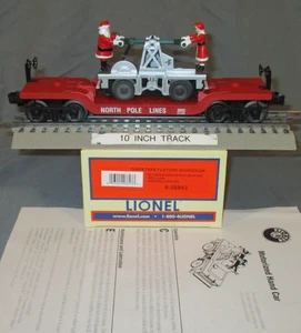Coche plano Lionel 26843 Navidad Dep Ctr con coche de mano de Santa y la señora Claus O/027 ga. - Imagen 1 de 19
