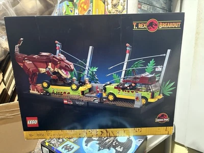 * RETIRED *LEGO Jurassic World: T. rex Breakout Set (76956) BRAND NEW SEALED!!! - Image 1 of 4