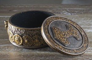 Caja de joyería decorativa con nudos vikingos nórdicos Thor Hammer Mjolnir dragón barco largo - Imagen 1 de 9