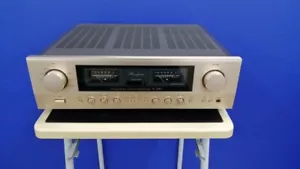 Accuphase E-280 Integrated Amplifier - Picture 1 of 18