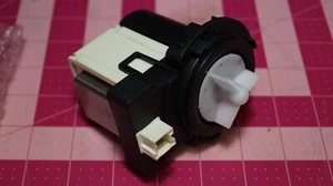 OEM Samsung DC31-00054A Washer Drain Pump NEW - Picture 1 of 4