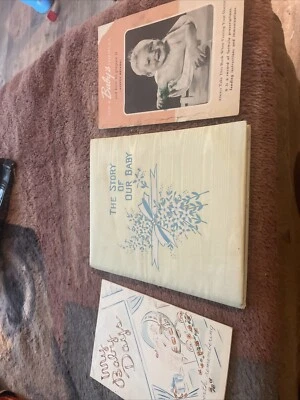 Libro bebé vintage The Story of Our Baby 1953 usado con extras Foto 1 de 4