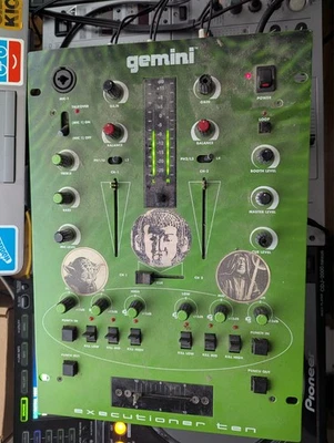 Mezclador/Psytrance Moontribe Gemini Executioner 10 vintage Foto 1 de 4